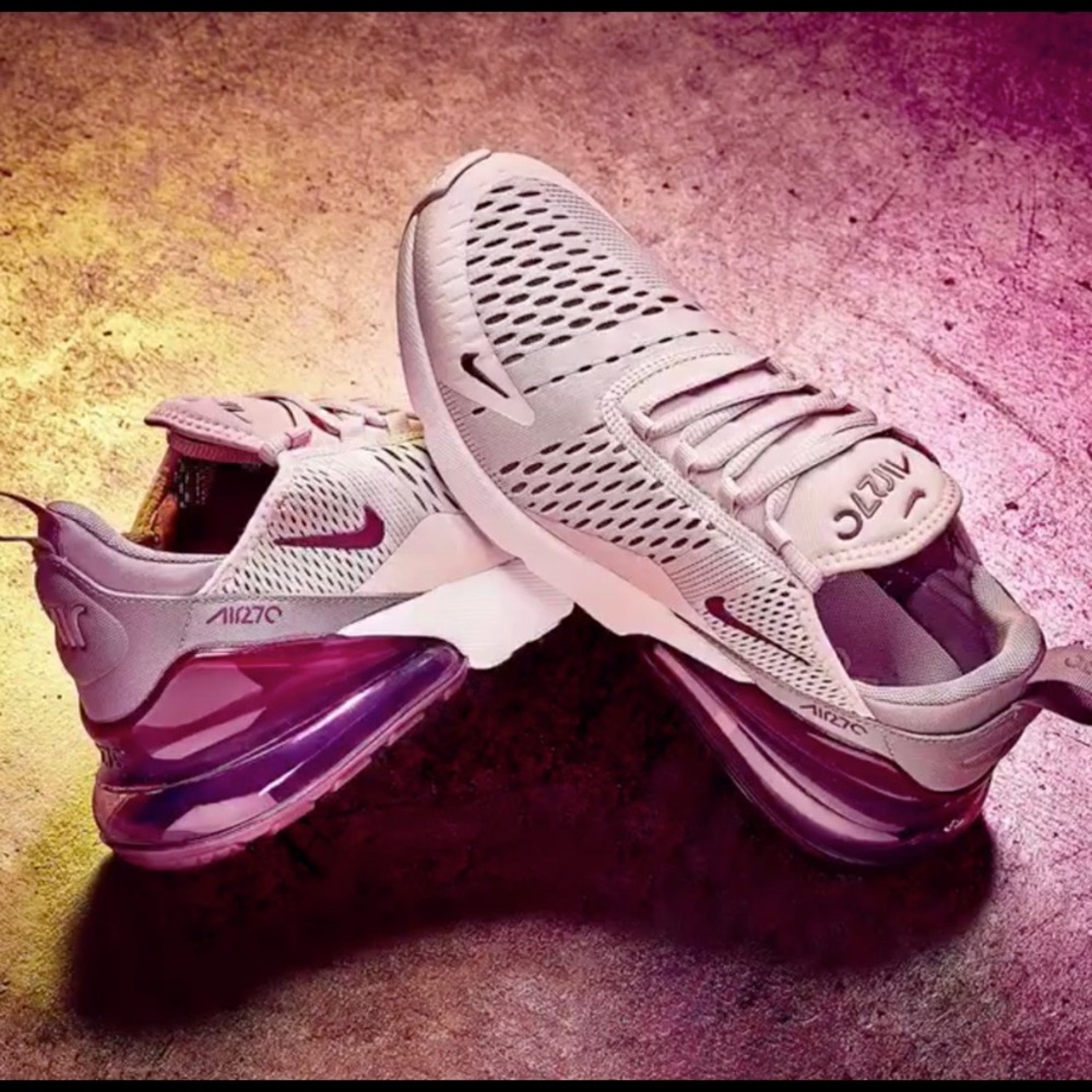 Nike Air Max 270